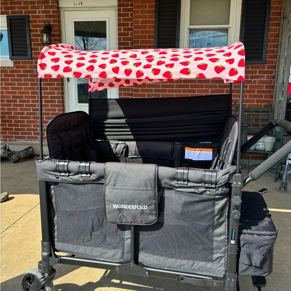 Strawberry half shade wonderfold w4 canopy